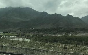 青藏铁路的资料 青藏高原高铁资料